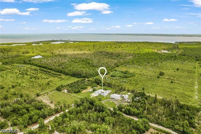 15474 Pembrooke RD, Bokeelia, FL 33922