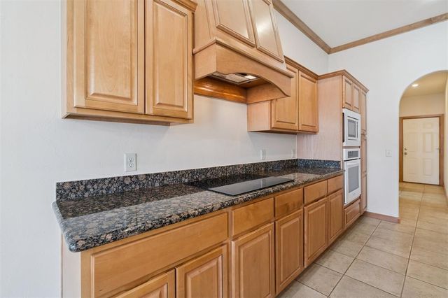 8409 NW 124th Circle, Oklahoma City, OK 73142