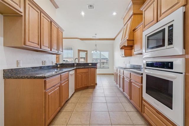 8409 NW 124th Circle, Oklahoma City, OK 73142