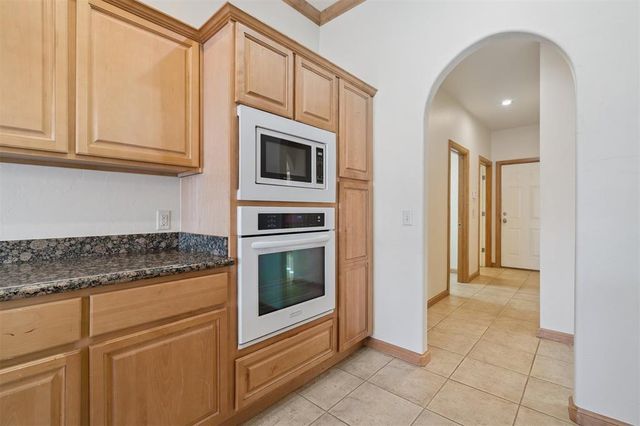 8409 NW 124th Circle, Oklahoma City, OK 73142