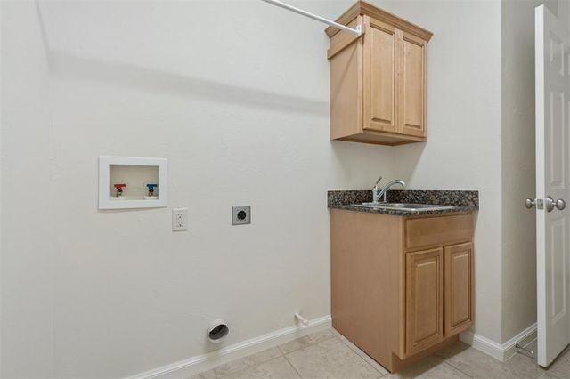 8409 NW 124th Circle, Oklahoma City, OK 73142