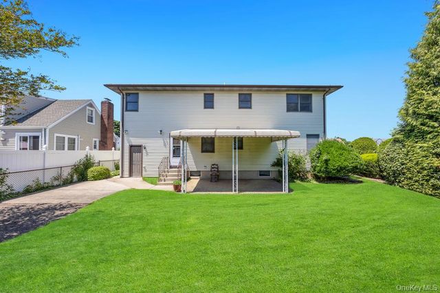 1840 Maurice Avenue, East Meadow, NY 11554