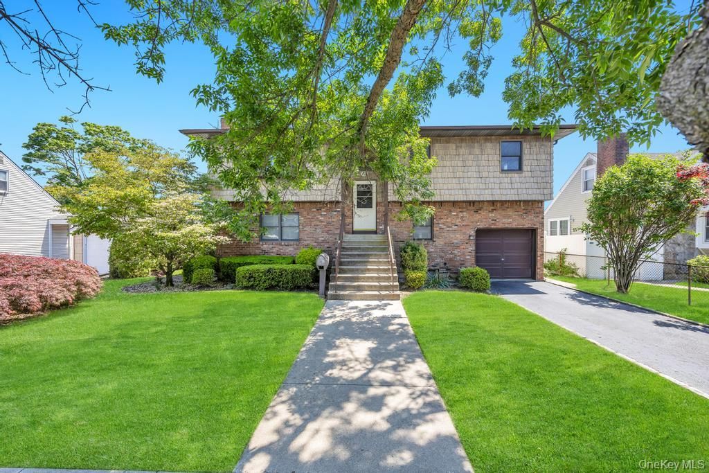 1840 Maurice Avenue, East Meadow, NY 11554