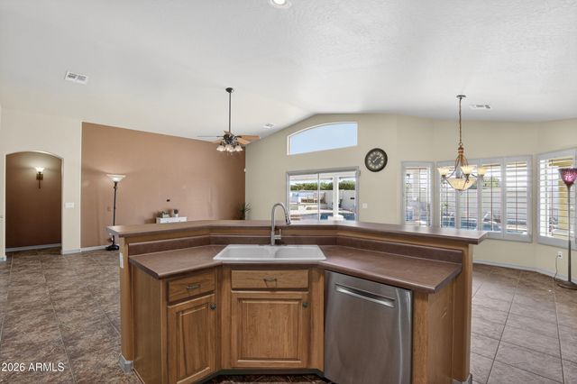 6544 S FOOTHILLS Drive, Gold Canyon, AZ 85118