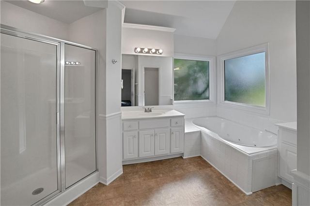 5532 Snowy Orchid Drive, Sugar Hill, GA 30518