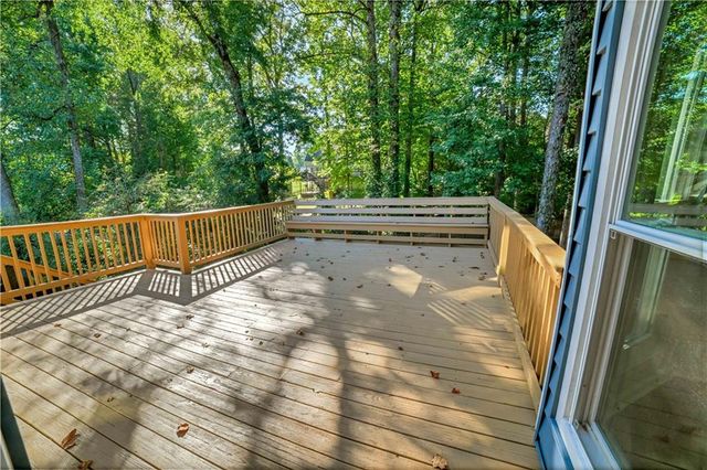 5532 Snowy Orchid Drive, Sugar Hill, GA 30518