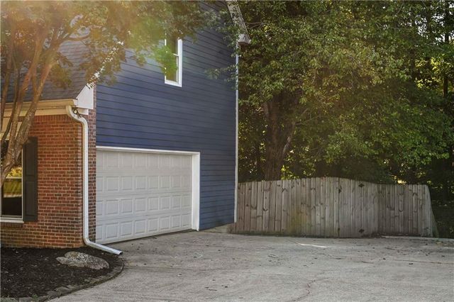 5532 Snowy Orchid Drive, Sugar Hill, GA 30518