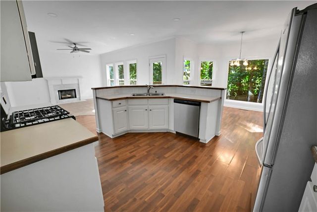 5532 Snowy Orchid Drive, Sugar Hill, GA 30518