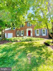 15107 WETHERBURN DR, Centreville, VA 20120