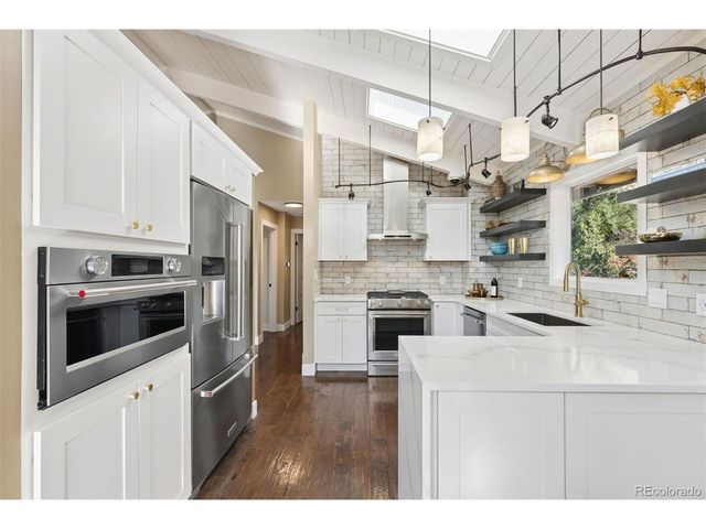 127 Via Vallecito, Manitou Springs, CO 80829