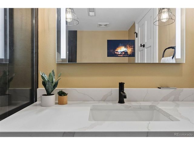 127 Via Vallecito, Manitou Springs, CO 80829