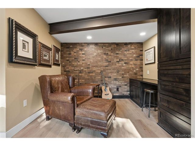 127 Via Vallecito, Manitou Springs, CO 80829
