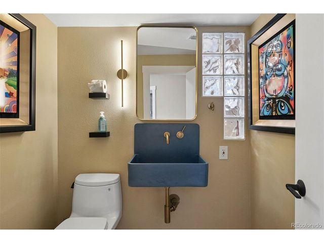 127 Via Vallecito, Manitou Springs, CO 80829