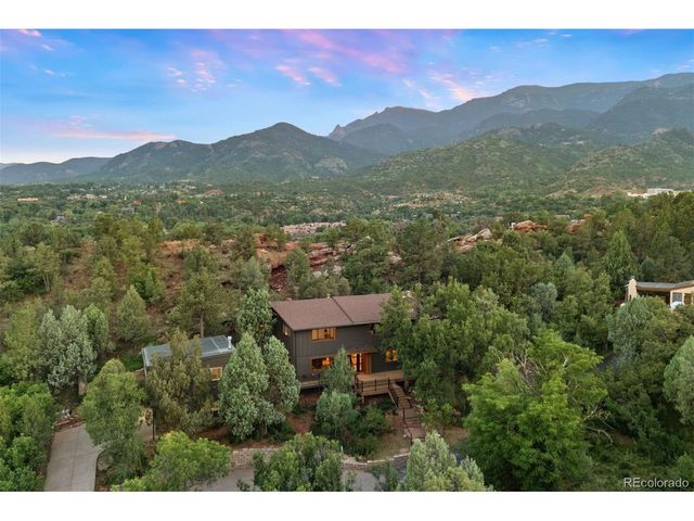 127 Via Vallecito, Manitou Springs, CO 80829