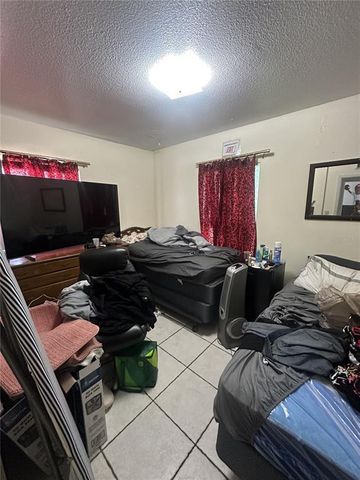 7614 35TH AVENUE S, Tampa, FL 33619