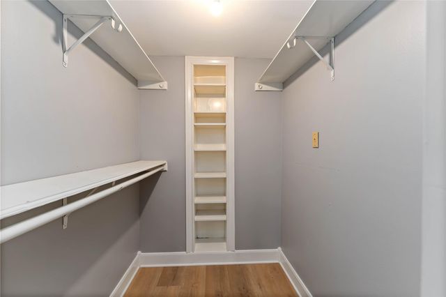 2002 Fairview Avenue, Houston, TX 77019