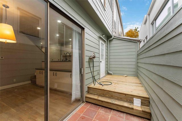 2002 Fairview Avenue, Houston, TX 77019