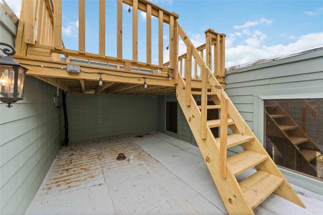 2002 Fairview Avenue, Houston, TX 77019