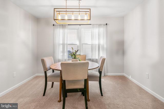 1801 E REGENTS PARK RD, Crofton, MD 21114