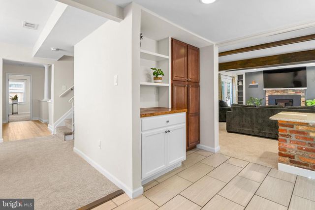 1801 E REGENTS PARK RD, Crofton, MD 21114