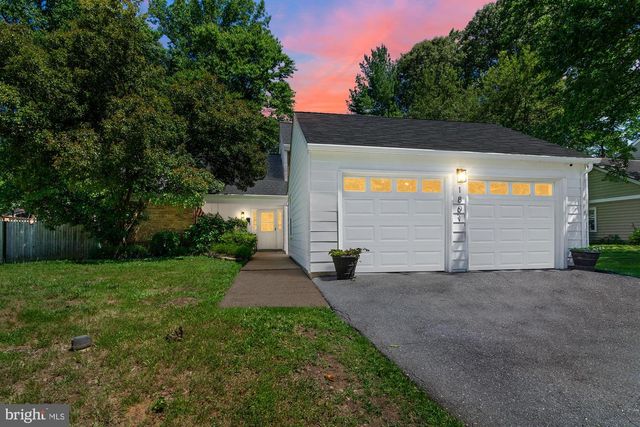1801 E REGENTS PARK RD, Crofton, MD 21114