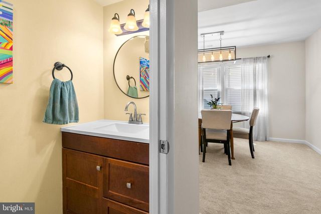 1801 E REGENTS PARK RD, Crofton, MD 21114