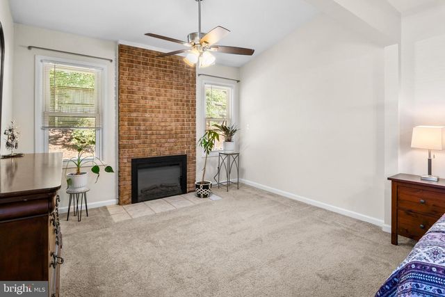 1801 E REGENTS PARK RD, Crofton, MD 21114