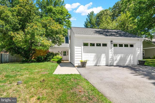 1801 E REGENTS PARK RD, Crofton, MD 21114