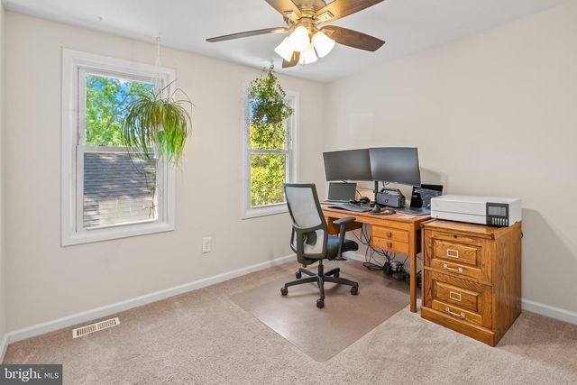 1801 E REGENTS PARK RD, Crofton, MD 21114