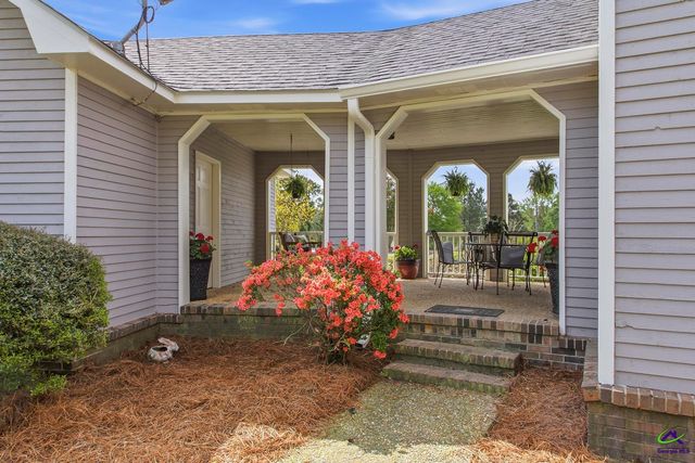 6201 Governor Macdonald Drive, Macon, GA 31216