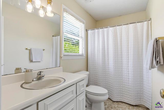 6201 Governor Macdonald Drive, Macon, GA 31216