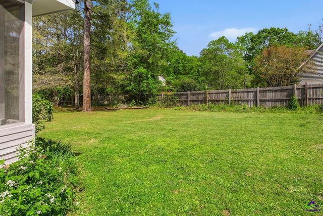 6201 Governor Macdonald Drive, Macon, GA 31216