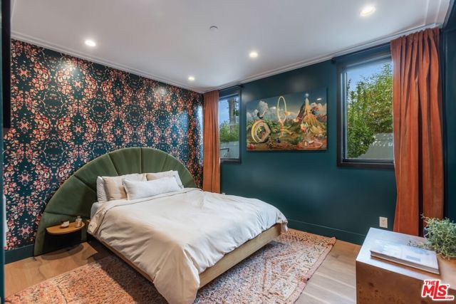 18938 Wells Drive, Tarzana (los Angeles), CA 91356