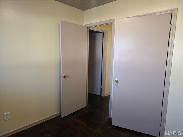 1200 Rhea Avenue, St Louis, MO 63138