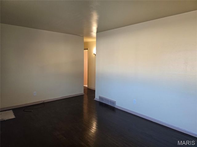 1200 Rhea Avenue, St Louis, MO 63138