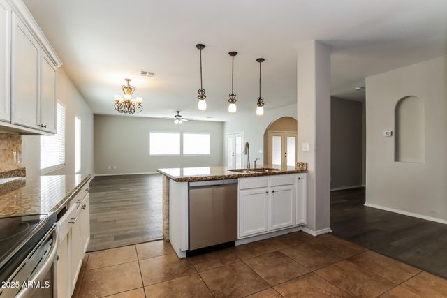 13263 W CROCUS Drive, Surprise, AZ 85379