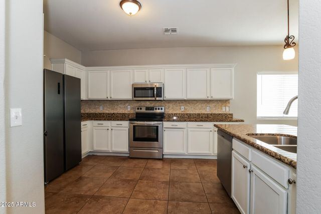 13263 W CROCUS Drive, Surprise, AZ 85379