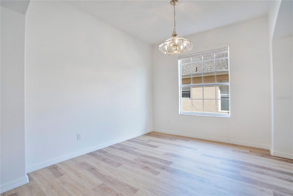 Image 11 of property listing at 9149 PECKY CYPRESS WAY, Orlando, FL 32836