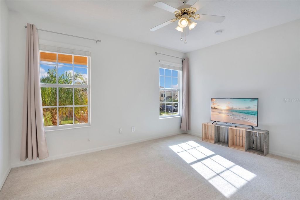 Image 23 of property listing at 9149 PECKY CYPRESS WAY, Orlando, FL 32836