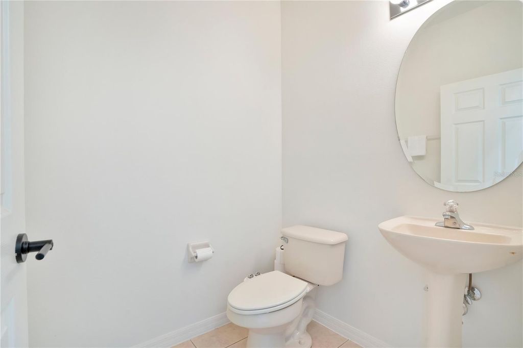 Image 26 of property listing at 9149 PECKY CYPRESS WAY, Orlando, FL 32836