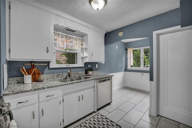 2390 Rinard, Cleveland Heights, OH 44118