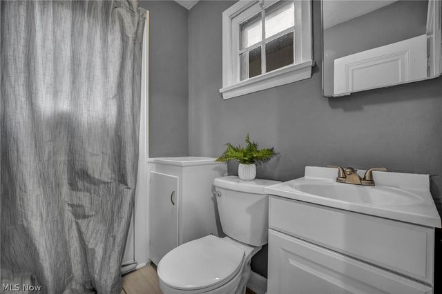 2390 Rinard, Cleveland Heights, OH 44118