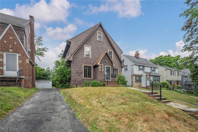 2390 Rinard, Cleveland Heights, OH 44118