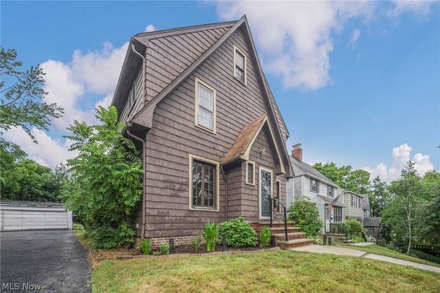 2390 Rinard, Cleveland Heights, OH 44118