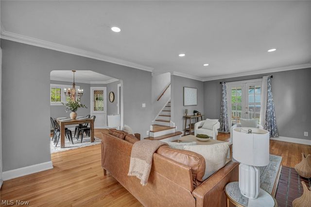 2390 Rinard, Cleveland Heights, OH 44118