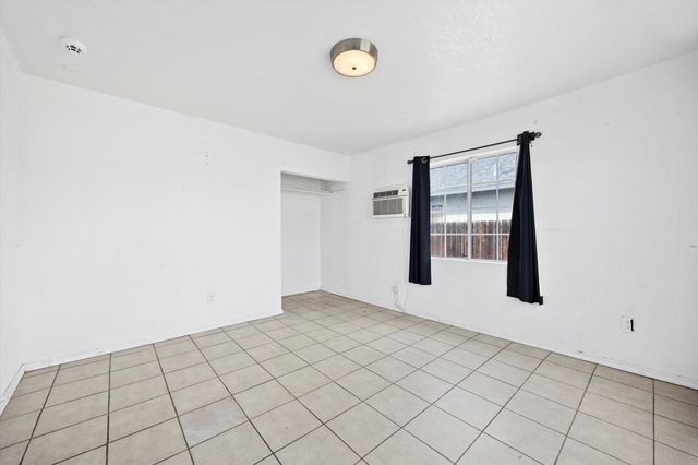 1425 Murdock Street, Bakersfield, CA 93307