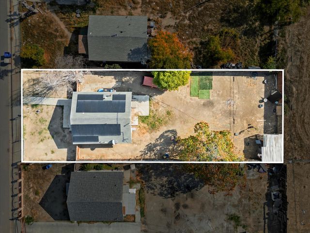 1425 Murdock Street, Bakersfield, CA 93307