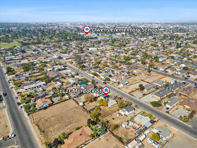 1425 Murdock Street, Bakersfield, CA 93307