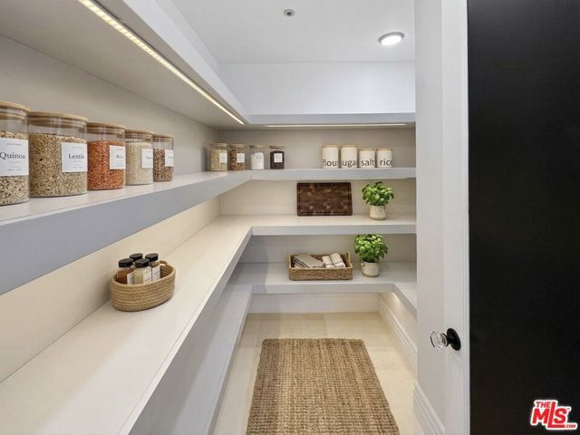 14132 Beresford Road, Beverly Hills, CA 90210