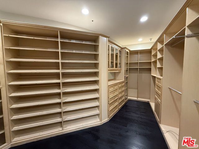 14132 Beresford Road, Beverly Hills, CA 90210